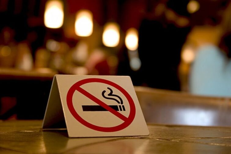 paastumise ajal suitsetamine keelatud